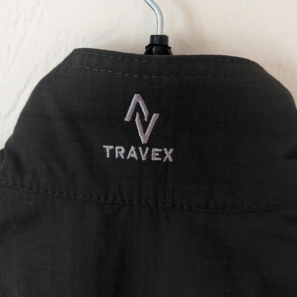 Eddie Bauer Travex Cargo Vest in Green, Men's L, EUC - Picture 3 of 8